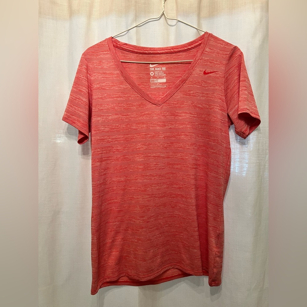 Nike Women’s V neck Dri-Fit Tshirt, Size M